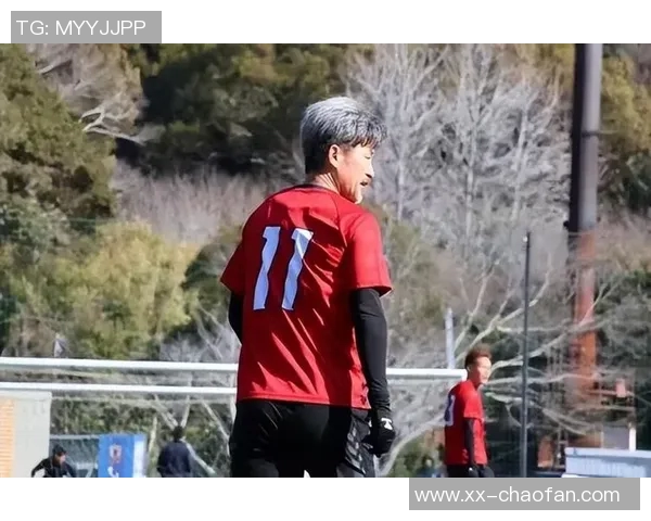 近59岁三浦知良首发出战J3联赛20分钟未射门被换下引发关注